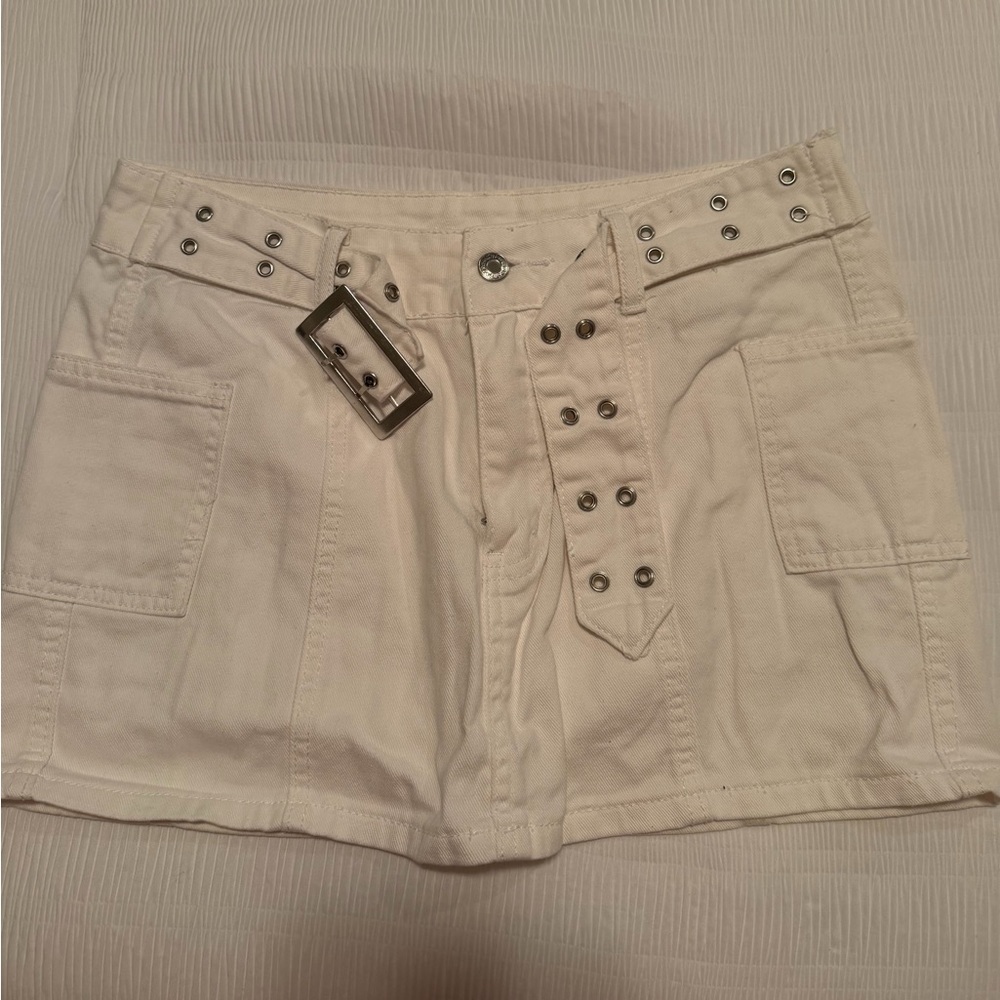 Women's White Denim Skirt with Belt